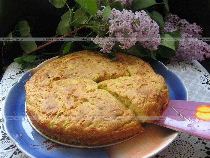 Кaбaчкoвый пирoг. Аромат такой стоял — словами не передать, нужно попробовать!